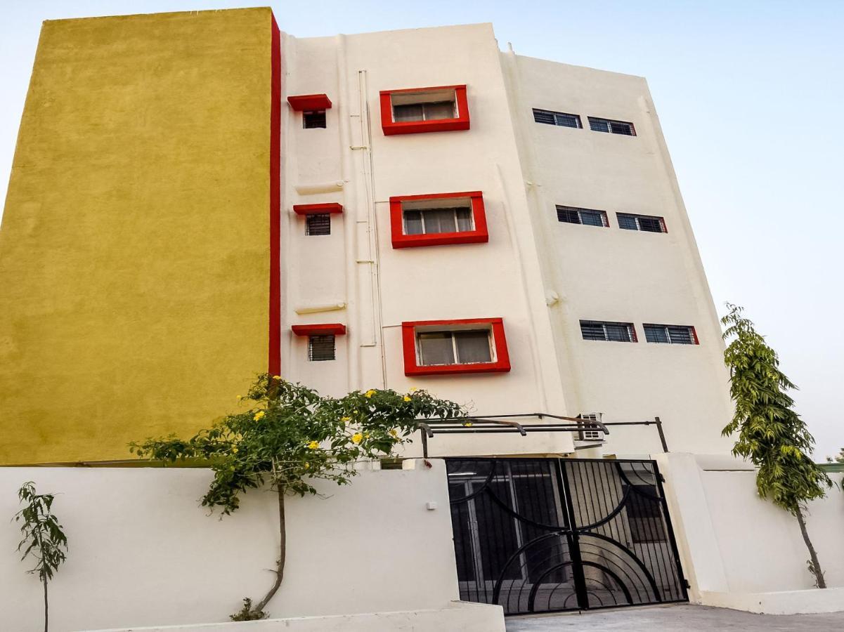 Oyo 74116 Hotel Feel Good Puri Exterior foto
